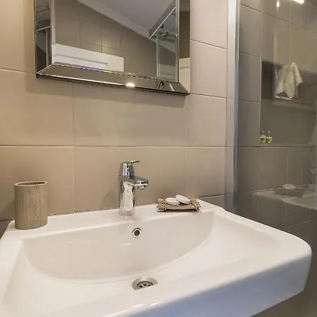 Hotel Losta Sahil Evi 3